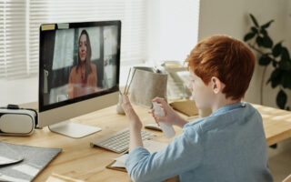 3 Безплатни решения за видеоконференции - Онлайн училищни курсове и срещи