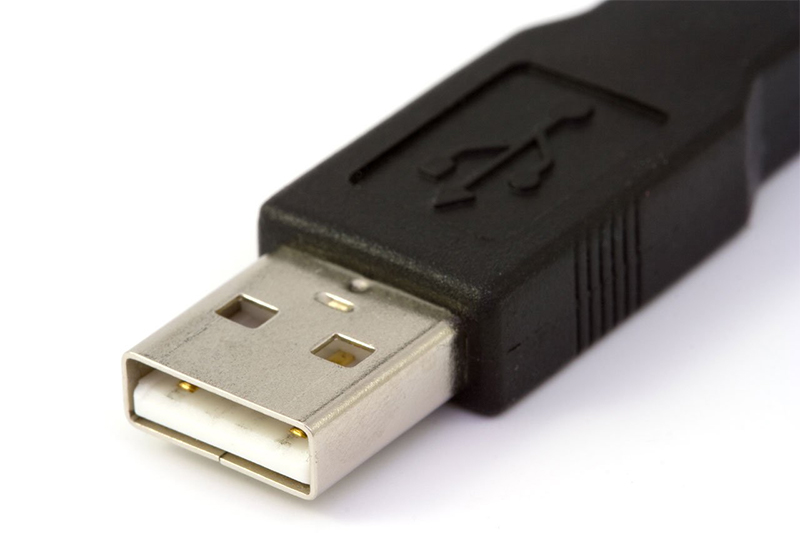 USB-A-kontakt. USB-A vs USB-C